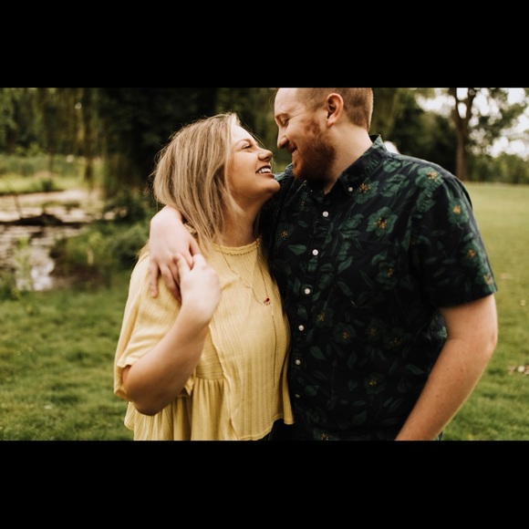 Meet your Posher, Suraya - Picture 1 of 2